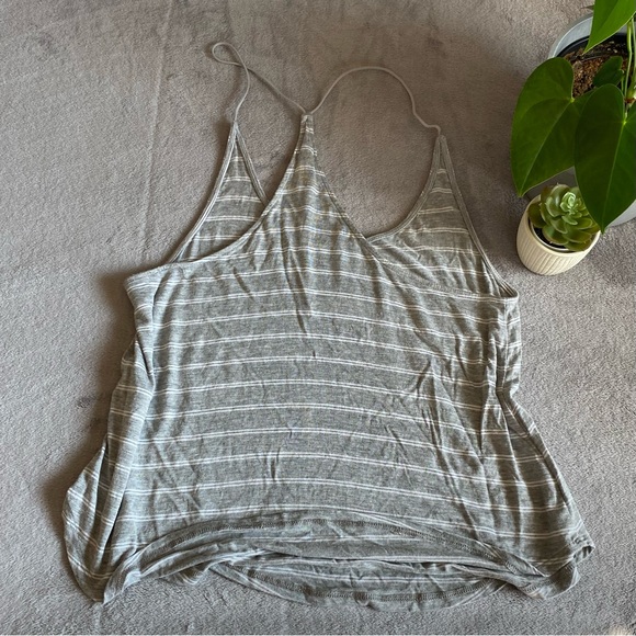Garage light grey and white striped tanktop size small - Picture 2 of 3
